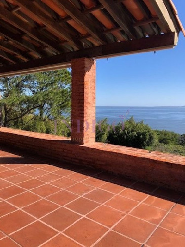 Imagen 6 de 13 de Casa En Venta Y Venta En La Mejor Zona De Punta Ballena.
