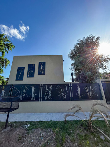 Duplex En Venta, 2 Ambientes, Escobar Centro, Belen De Escobar, Gba Norte