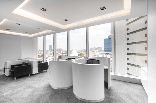 Renta De Espacio De Coworking Ilimitado En Regus Napoles.