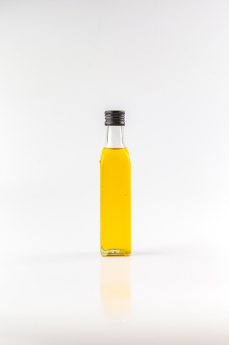 Aceite de Oliva Saborizado con Romero Extra Virgen Primera Prensa 250 Mililitros Sabor Pampeano