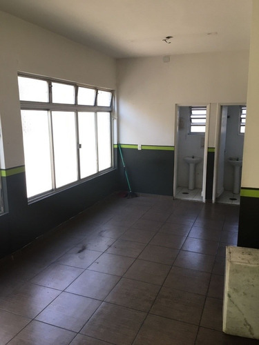 Imagem 7 de 9 de Aluga-se Salão De 2 Andares Totalizando 500mts.