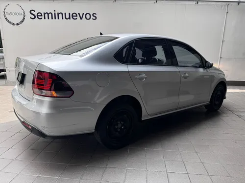 Volkswagen Vento 1.6 Startline Mt