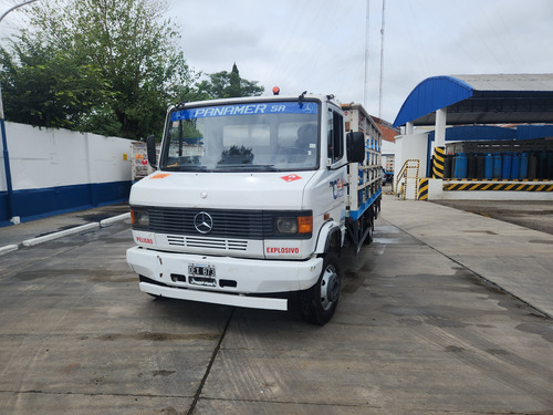 Mercedes Benz 710 2014