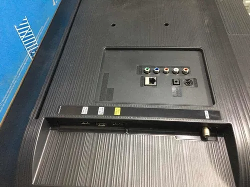 Tv Samsung Un32j4290ak Pantalla Rota Repuestos Prende (Usado)