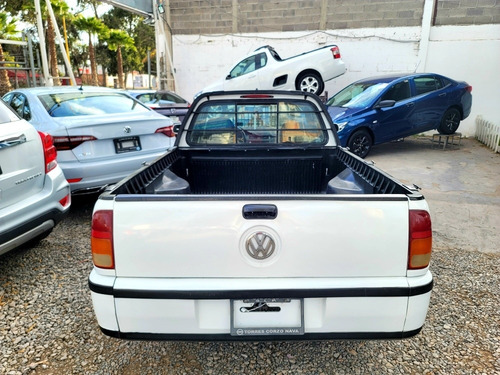 Imagen 6 de 10 de Volkswagen Pointer Pick-up Modelo 2001