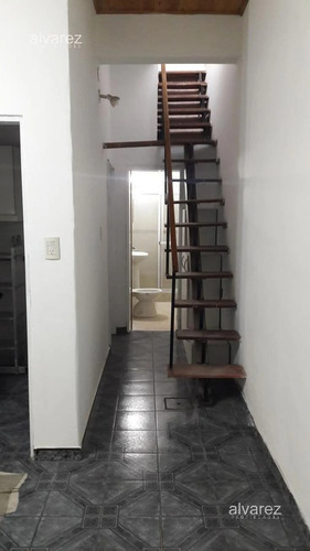 Casa Local Comercial Ituzaingó Norte.