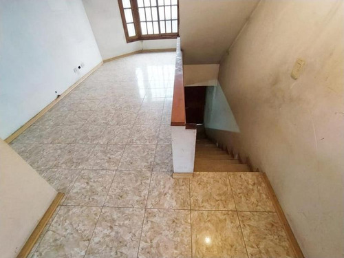 Imagen 10 de 23 de Triplex 3amb Patio Garaje
