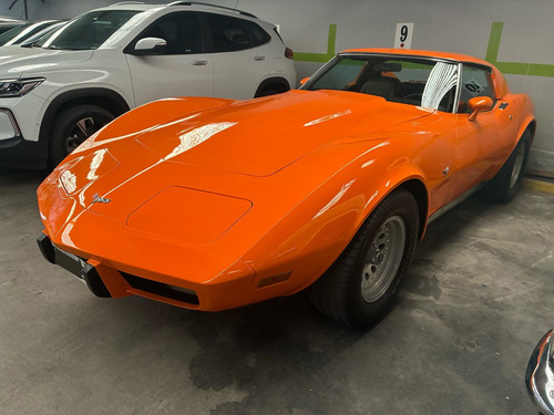 Chevrolette Corvette C3 (1977) - Macomeclassic