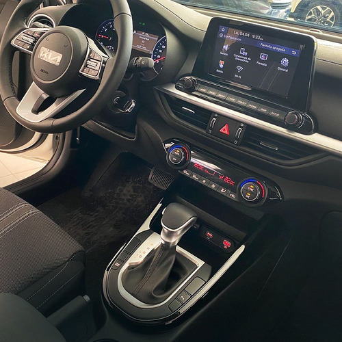 Imagen 21 de 25 de Kia Cerato Sx 2.0 At Unidad Fisica