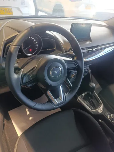 Mazda 2 Sport 1.5 At Touring Cuero 2026 Dp