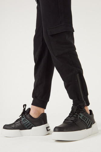 Jogger Y- Pacho Negro Tascani