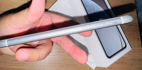 Celular iPhone XR 64gb Blanco (Usado)