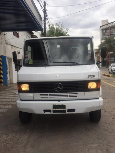 Mercedes Benz 710