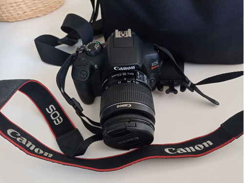 Camara Canon Eos Rebel T6 Con Lente 18-55 Incluye La Maleta