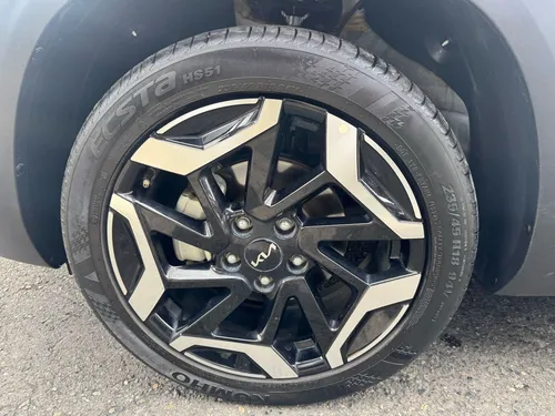 Kia Seltos 2.0 Zenith 4X2