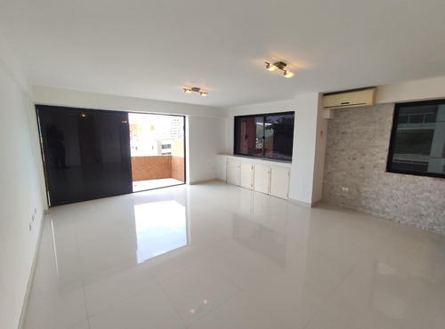 Imagen 11 de 30 de Fernando Guerrero Vende Apartamento Duplex En Res Hábitat, El Bosque