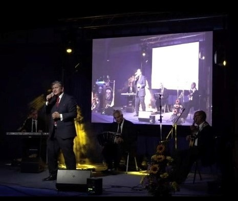 Imagen 5 de 10 de Cantante Profesional Tango Argentino. Espectáculos Domicilio