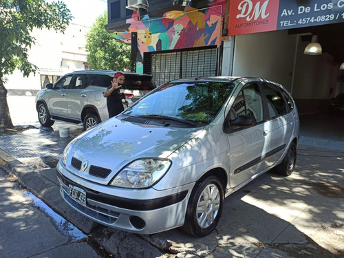 Renault Scénic 1.6 Authentique 2006