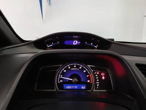 Honda Civic 1.8 Lxs 16v Flex 4p Automático