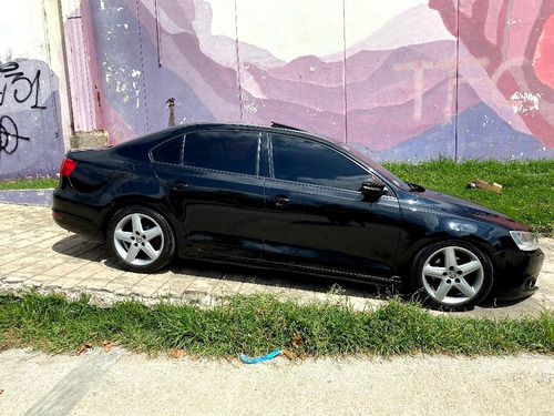 Volkswagen Vento 2.5 Luxury 170cv 2012