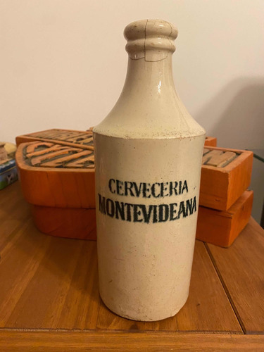 Botella De Gres Cervecería De Montevideo