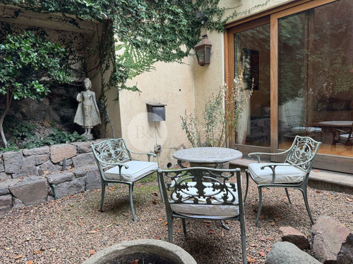 22788 - Elegante Casa Provenzal Valle Escondido