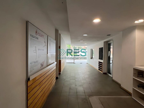 Local Comercial En Arriendo En Las Condes