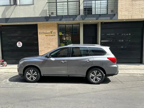 Nissan Pathfinder 3.5 R52 Sense