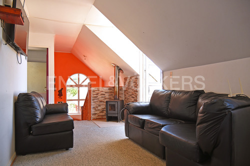 Arriendo Amplia Casa. F90