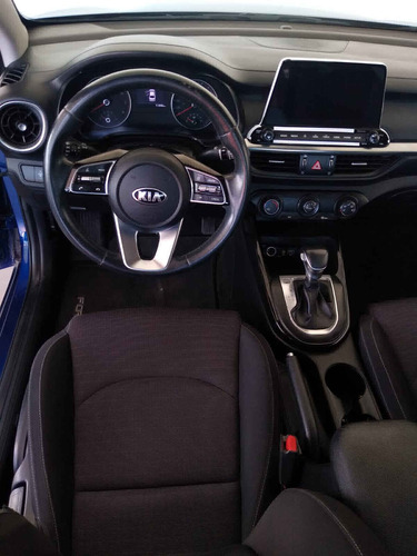 Imagen 13 de 15 de Kia Forte Sedan 2019 4p Ex, 2.0 L Mpi Atkinson Ta6, Ba, Bl,