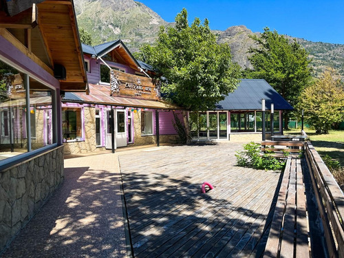 Complejo Turístico En El Hoyo Chubut