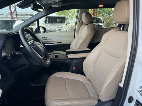 Toyota Sienna 2.5 Xle Piel Hibrido At