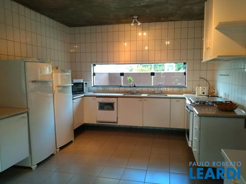 Imagem 11 de 15 de Casa Em Condomínio - Condomínio Arujazinho 4 - Sp - 584823
