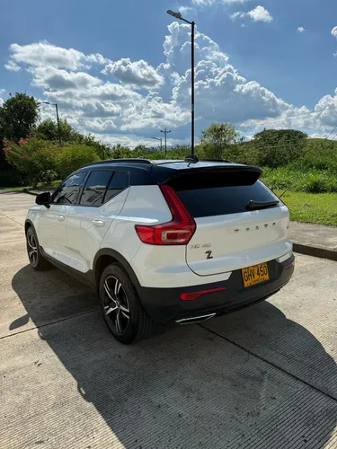 Volvo XC40 2.0 T5 Awd R-design