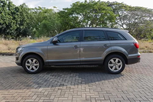 Audi Q7 V6 3.0 Tdi Quattro Attraction