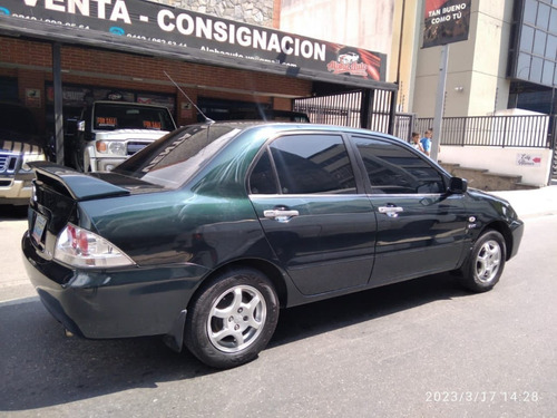 Imagen 4 de 7 de Mitsubishi Lancer Glx 2014