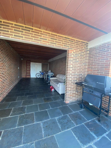 Imagen 18 de 23 de Townhouse En Urbanización Loma Linda El Hatillo Caracas