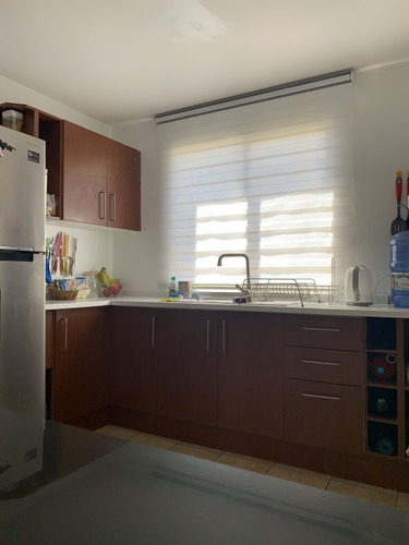 Casa Aislada En Condominio 4 Dormitorios, 3 Baños