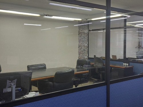 Oficinas , Piso Completo 297 Mts, Frente A Plaza Roma