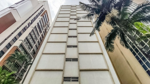 Imagem 22 de 30 de Apartamento - Ap00047 - 70493496