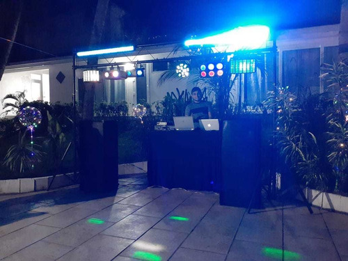 Imagen 3 de 5 de Servicio De Discomovil Y Pista De Baile Luce Ledd