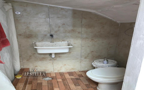 Imagen 9 de 30 de Edificio Galpon Comercial, 4 Dptos 2 Ambientes Y 2 Dptos 3 Ambientes - Venta En Block - Haedo