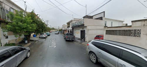 Casa En Recuperacion Bancaeria En Lomas De Jarachina Del Sur, Reynosa. -ngc1