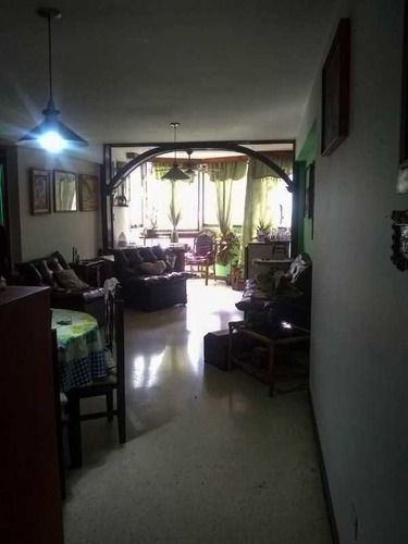 Imagen 4 de 12 de Apartamento En Av Fuerzas Armadas