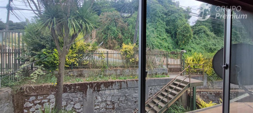 Casa En Venta De 6 Dorm. En Concepción