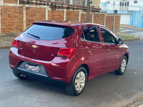 Chevrolet Onix ONIX HATCH LT 1.0 8V FlexPower 5p Mec.