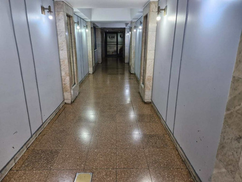 Venta Consultorio Renovado Impecable
