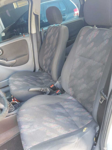 Imagem 10 de 15 de Chevrolet Corsa Sedan 2002 1.8 4p