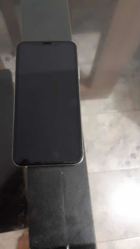Celular iPhone XS