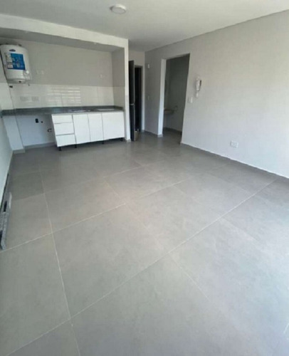 Imagen 4 de 7 de Venta Departamento Dos Ambientes Moron Sur